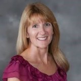 Agent Jill Winchel (Ph: 615-504-1185) is listing 1304 Miramar Street, 103, Cape Coral, FL 33904, MLS ID: 2026002865