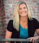 Agent Kellie Moore (Ph: 303-913-4755) is listing 18352 West 95th Place, Arvada, CO 80007
