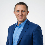 Agent Vladimir Hamanovich (Ph: 720-427-8481) is listing 16045 E Ithaca Pl #A, Aurora, CO 80013