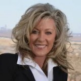 Agent Lori Repella (Ph: +13038880602), MLS ID: 024263