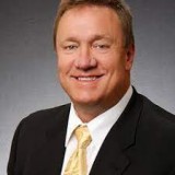 Agent Tim Davis (Ph: +13035232935), MLS ID: IRP25920