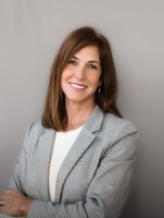 Agent Ana Garcia (Ph: +13057946883)