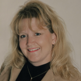 Agent Lynn Strobel (Ph: +13035898503), MLS ID: 325487