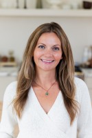 Agent Erin Handlin (Ph: +17196519683)