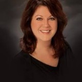 Agent Kristine Doyle (Ph: +19544618237), MLS ID: 0694573